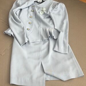 Elegant Light Gray Women's Blazer and Skirt Set